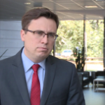 J. Borowski (Crédit Agricole): w programie PiS-u wydatki niedoszacowane, przychody przeszacowane