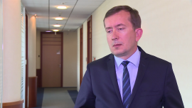 INWESTOR, - Za dwa lata polskie przedsiębiorstwa prywatne podopinają wiele procesów inwestycyjnych. Do tego mogą dojść duże inwestycje państwowe. To przełoży się pozytywnie na dynamikę wzrostu PKB – zaznacza Jarosław Janecki, główny ekonomista Société Générale. Dodaje, że jeśli będzie ona duża już w 2017 roku, to będzie to wynikało tylko z niskiego punktu odniesienia z 2016 roku., Polska, PKB, UE, fundusze, fundusze europejskie, Mateusz Morawiecki, plan Morawieckiego, inwestycje, inwestycje państwowe, inwestycje prywatne, Jarosław Janecki J. Janecki: W 2018 roku możemy zobaczyć znaczny wzrost gospodarczy w Polsce INWESTOR, Polska, PKB, UE, fundusze, fundusze europejskie, Mateusz Morawiecki, plan Morawieckiego, inwestycje, inwestycje państwowe, inwestycje prywatne, Jarosław Janecki- Za dwa lata polskie przedsiębiorstwa prywatne podopinają wiele procesów inwestycyjnych. Do tego mogą dojść duże inwestycje państwowe. To przełoży się pozytywnie na dynamikę wzrostu PKB – zaznacza Jarosław Janecki, główny ekonomista Société Générale. Dodaje, że jeśli będzie ona duża już w 2017 roku, to będzie to wynikało tylko z niskiego punktu odniesienia z 2016 roku.