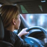 Polki wolą volkswageny czy ople? [Raport na Dzień Kobiet]