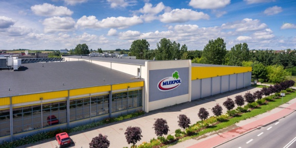 40 lat na rynku. SM Mlekpol idzie na rekord Handel, BIZNES - Spółdzielnia Mleczarska Mlekpol – lider rodzimego rynku nabiału w Polsce podsumował miniony rok i przedstawił plany na kolejne miesiące.